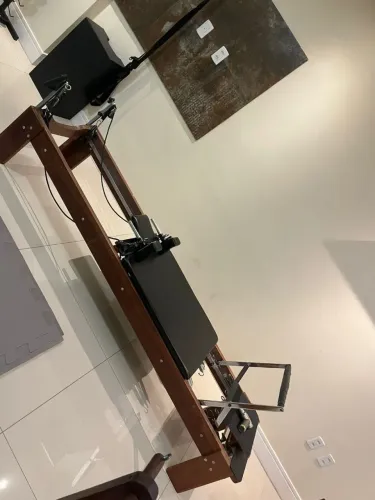 Reformer pilates em excelente estado 100% estofado