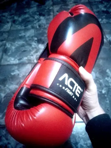 Luva Boxe/Muay Thai 10oz. Acte Fight. Leia.