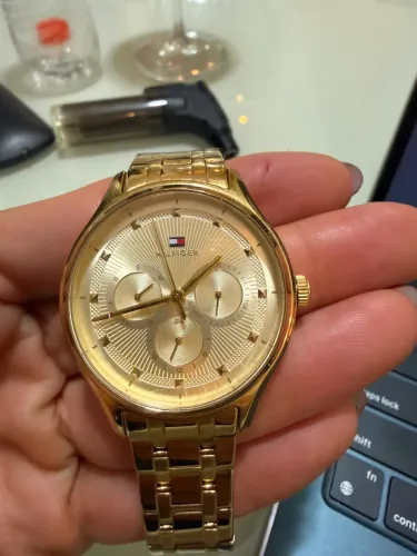 Relógio Tommy Hilfiger Feminino Dourado 1782752 | Completo | Vivara