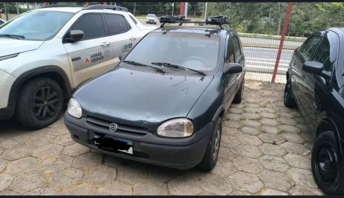 Chevrolet Corsa Super 1.0 MPFI / 2P E 4P 1997