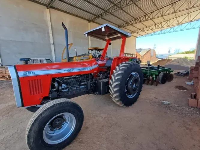 Vendo Massey Ferguson 295 roçadeira tomada de força marca Baldan ,grade 14x28 Baldan   Tra