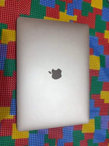 MacBook Air M1 2020 | 8GB RAM | 256GB SSD 