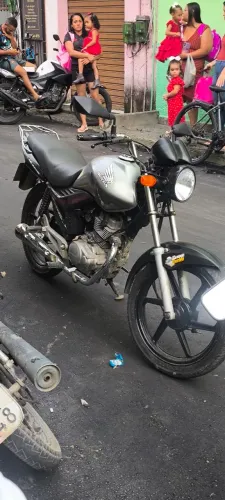 Vendo CG mix 150 2010 apenas venda.