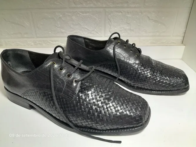 Sapato masculino couro preto usado