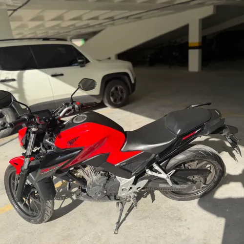 CB300F twister 23/24 único dono