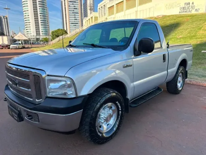Ford F-250 XLT 4.2 TB Diesel 2005