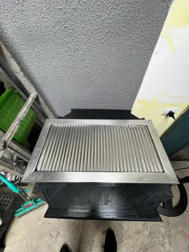 Escorredor de copos em inox para cozinha industrial