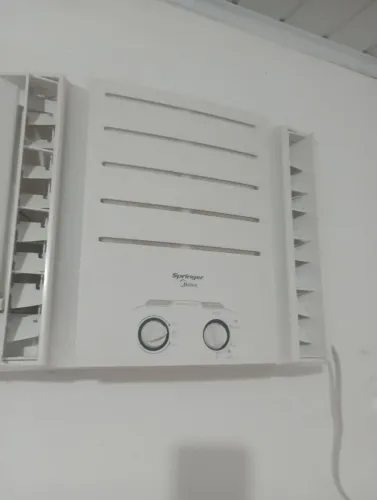 Ar condicionado 