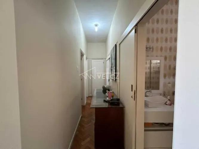 Apartamento - / Residencial / Catete