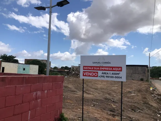VENDO TERRENO COM MUITO POTENCIAL NO JD SAO CRISTIVÃO