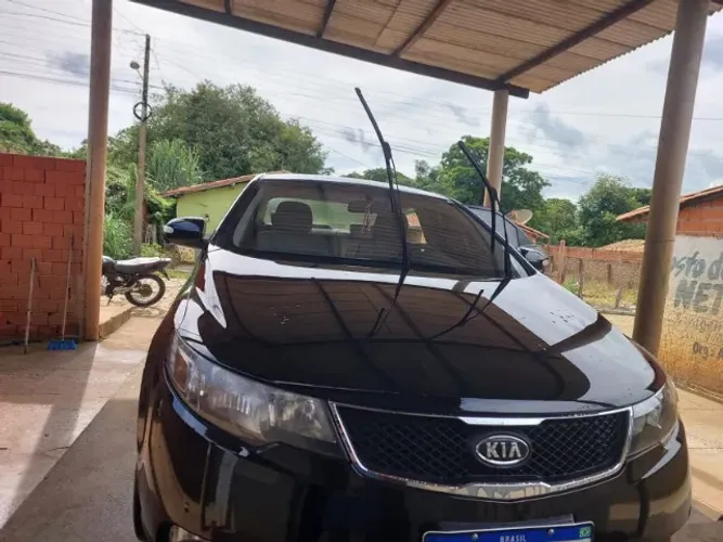 Kia Motors Cerato 1.6 16V Mec. 2011