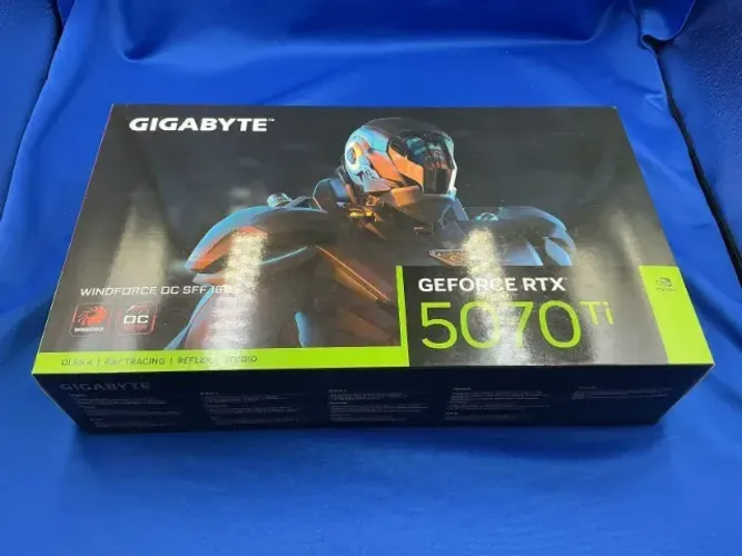 Vendo RTX 5070 Ti 16gb Lacrada Nova