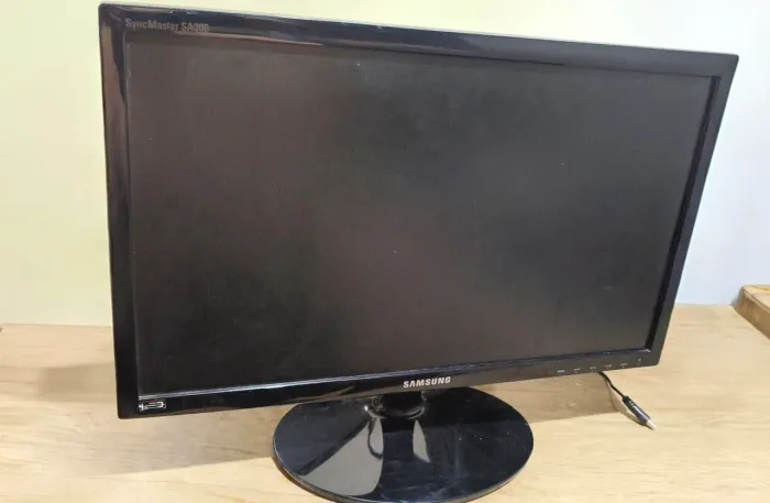 Monitor Samsung 22 LED - Ler Descrição