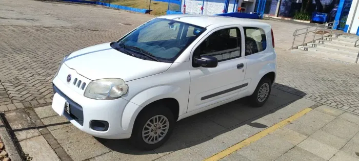 Fiat Uno Vivace 1.0 EVO Fire Flex 8V 3P 2013