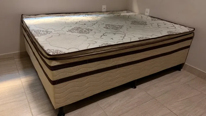 Vendo cama conjugada box casal - 2 meses de uso