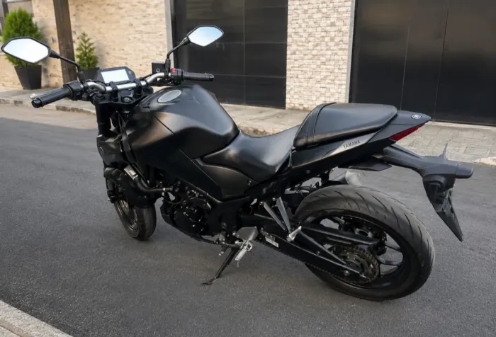 Yamaha MT-03 ABS 2023 - Baixa KM