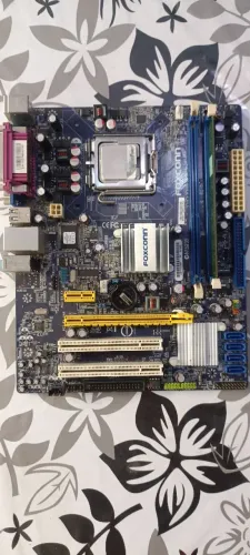Placa mãe FOXCONN G41mxE series 