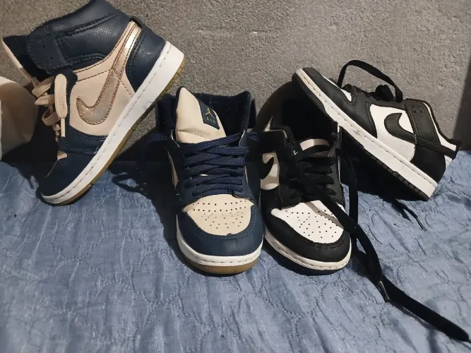 Combo Desapego Infantil: Lote 2 Tênis Estilo Nike (Tamanho 29) - Preço Único!