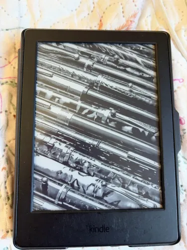 Kindle 8 geração com capa de brinde
