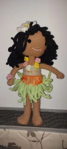 Boneca amigurumi Moana feita a mão