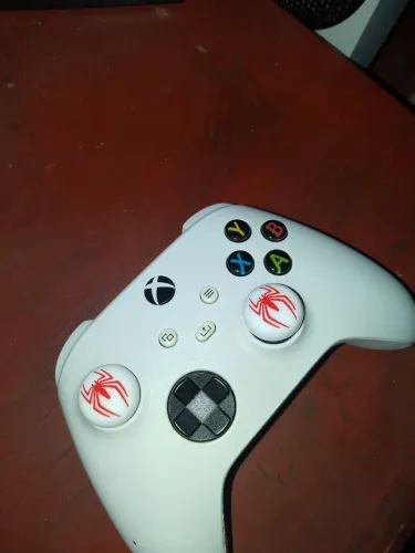 XBOX SERIES S COM 2 CONTROLE