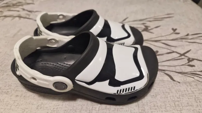Crocs original Star Wars, tamanho 10/11