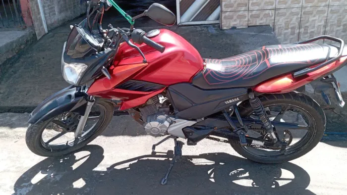 Moto Yamaha 150