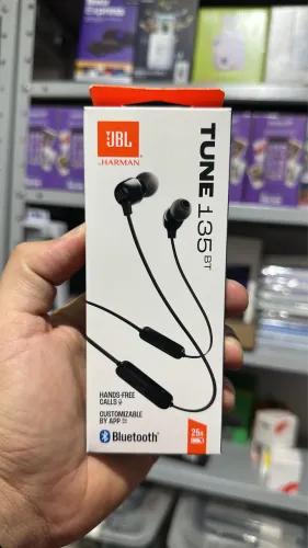 Fone JBL Tune 135BT Wireless - Preto