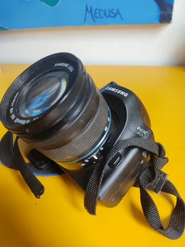 Câmera fotográfica Nx30 Samsung