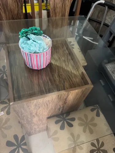 Mesa de 4 cadeiras