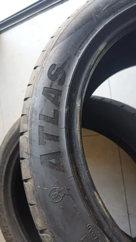Par de Pneus ATLAS