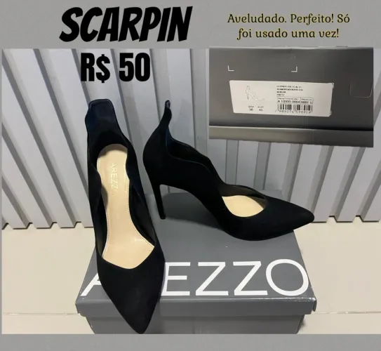 Scarpin Arezzo lindo!! Novo!! Só foi usado uma vez! Perfeito para seus looks.