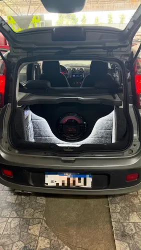 Fiat Uno Sporting 1.4 EVO Fire Flex 8V 4P 2011