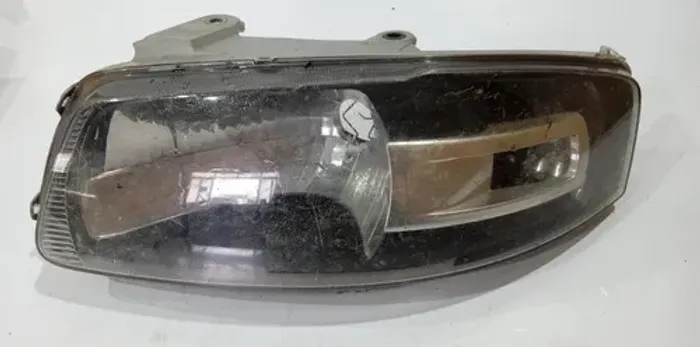 Farol Esquerdo Gol G4 2005 2006 2007 2008    Esquerdo