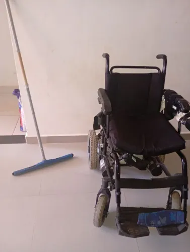 Cadeira de rodas motorizada