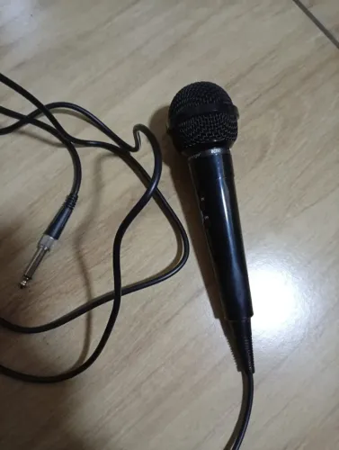 Microfone Behringer BC110