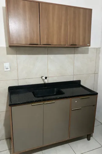 PIA, BALCÃO E ARMÁRIO, PRA SAIR HOJE