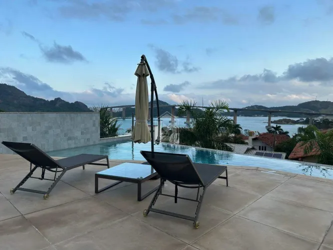 Livia Machado Vende Casa Exclusiva 4 quartos sendo 3 suites