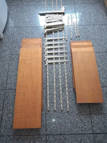 Material para montagem de estante