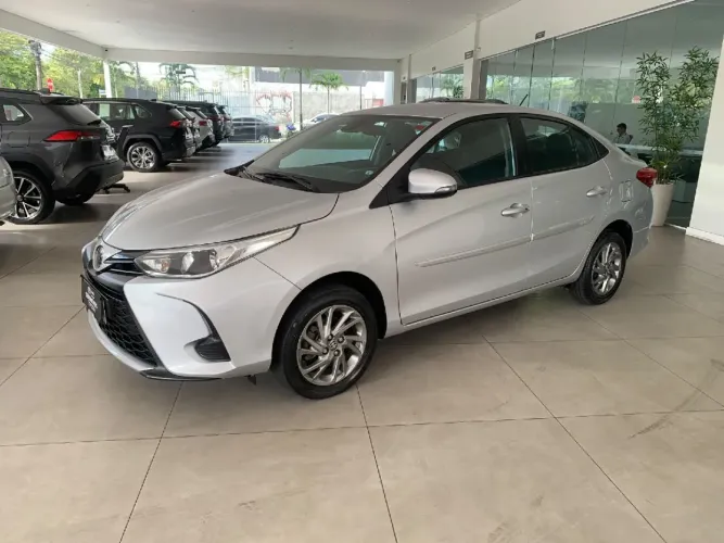 Toyota Yaris XS Sedan 1.5 Flex 16V 4P Aut. 2024