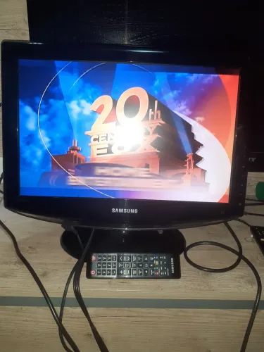 TV monitor SANSUNG LCD 19 POLEGADAS 