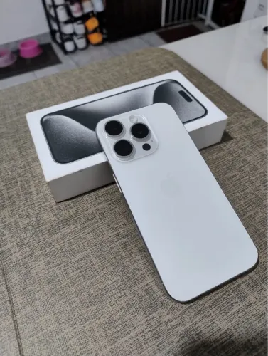 iPhone 15 pro 128gb