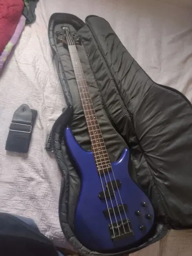 Baixo Ibanez 4 cordas ativo/passivo coreano