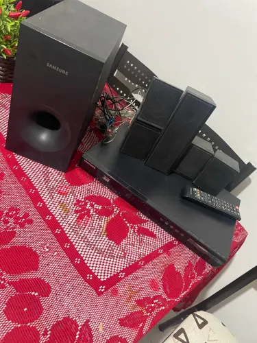 Home Theater Samsung HT-E3500 5.1 Blu-ray