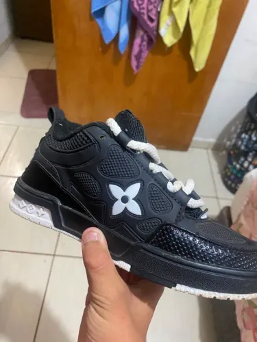 Vendo tênis ótima condições 