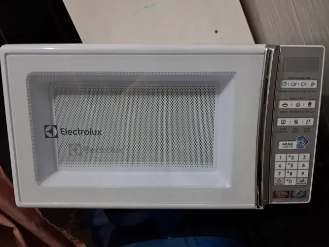 Micro-ondas Electrolux 27L