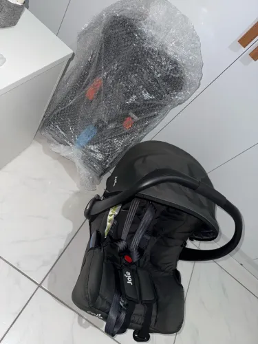 Kit Joie Bebê Conforto + Base ISOFIX + Moisés.