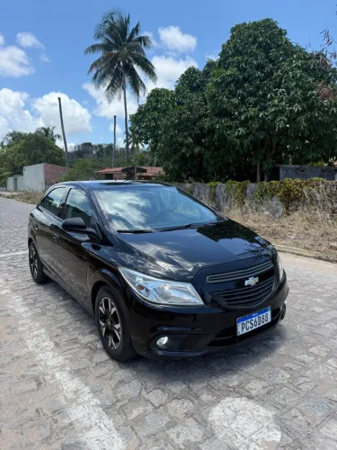 Chevrolet Onix JOY Hatch 1.0 8V Flex Mec. 4P 2018