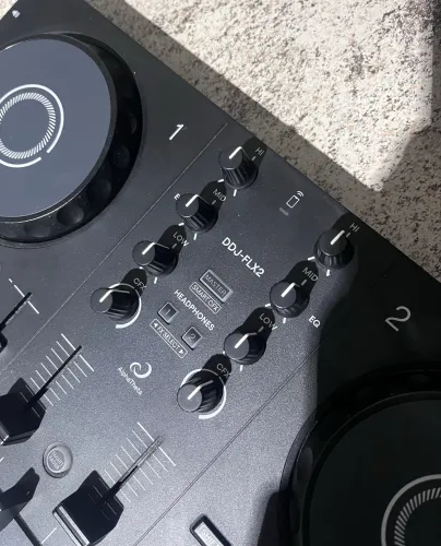 Controladora Pioneer DDJ-FLX2