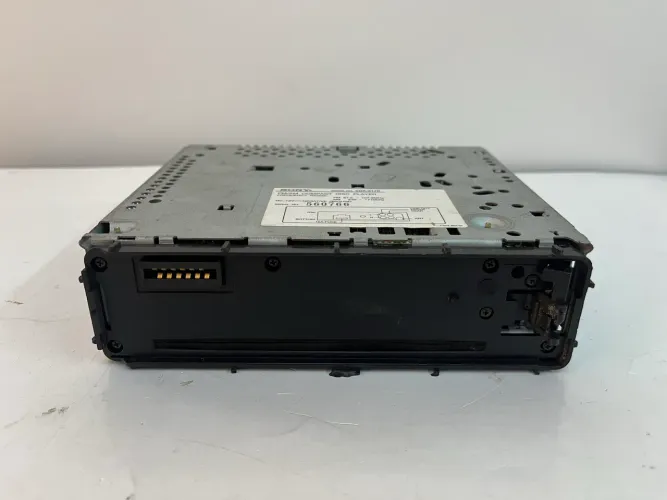 Rádio Automotivo Sony Cdx-3170 com defeito
